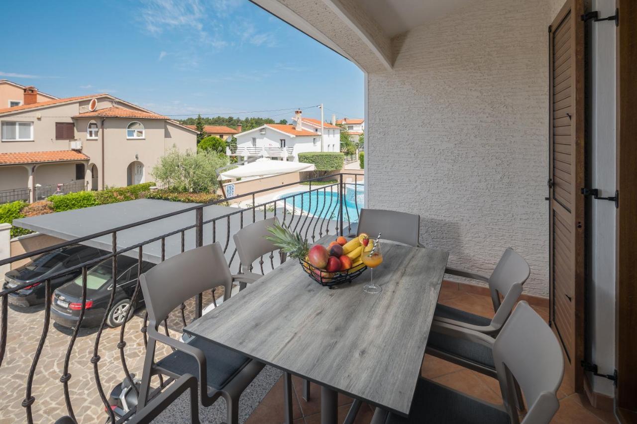 Villa Alena Porec Esterno foto