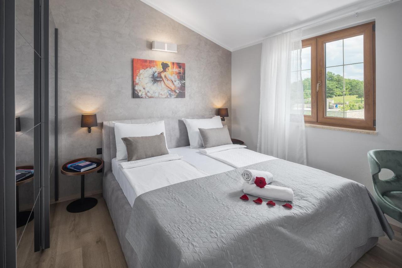 Villa Alena Porec Esterno foto